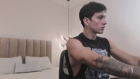 Snapshot of harryy_joness chatting on 24, 1, 2025 Harry Jones online show from 24, 1, 2025