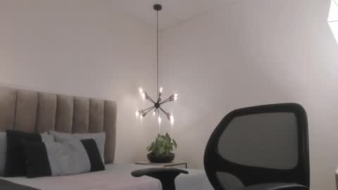 Snapshot of harryy_joness chatting on 16, 2, 2025 Harry Jones online show from 16, 2, 2025