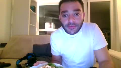 Snapshot of hash420 chatting on 3, 3, 2025 hash420 online show from 3, 3, 2025