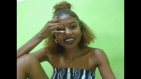 Snapshot of hasleyinah chatting on 14, 5, 2026 hasleyinah online show from 14, 5, 2026