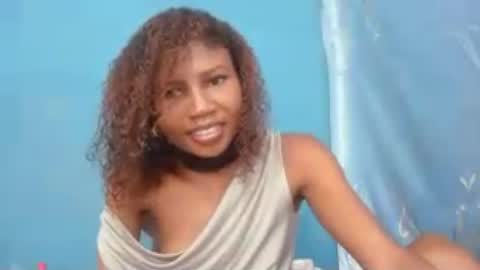 Snapshot of hasleyinah chatting on 16, 6, 2026 hasleyinah online show from 16, 6, 2026