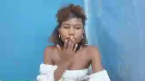 Snapshot of hasleyinah chatting on 19, 7, 2026 hasleyinah online show from 19, 7, 2026
