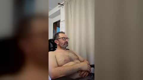 Snapshot of hatur2022 chatting on 30, 6, 2026 dont tell my wife online show from 30, 6, 2026