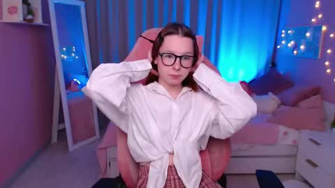 Mia online show from 22, 2, 2026