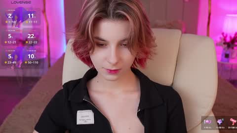 haylaamber online show from 8, 12, 2024