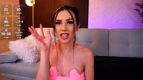 Snapshot of hayliemilf chatting on 11, 1, 2025 Haylie online show from 11, 1, 2025