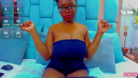 hazel_lanee online show from 20, 4, 2026