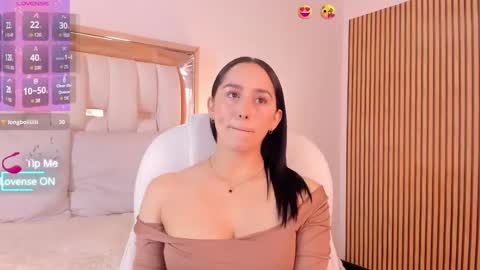 Snapshot of hazel_ross_tcw chatting on 11, 9, 2025 Hazel online show from 11, 9, 2025