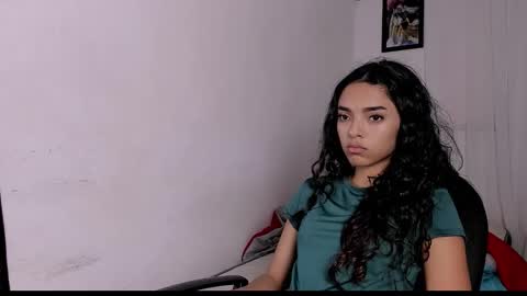 Snapshot of hazel_slim_ chatting on 1, 3, 2026 hazel_slim_ online show from 1, 3, 2026