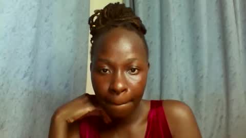 hazel_tess online show from 17, 11, 2025