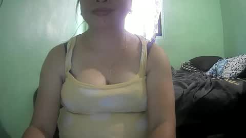 Snapshot of hazeldhane chatting on 12, 10, 2025 hazeldhane online show from 12, 10, 2025