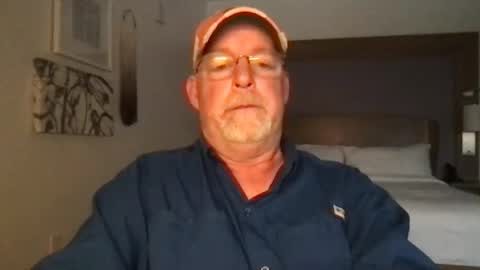 Snapshot of hdeuce22 chatting on 19, 2, 2025 Hdeuce22 online show from 19, 2, 2025