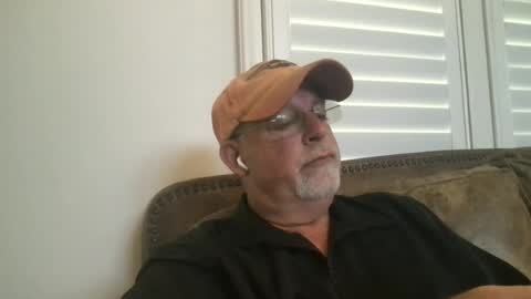 Snapshot of hdeuce22 chatting on 24, 6, 2026 Hdeuce22 online show from 24, 6, 2026