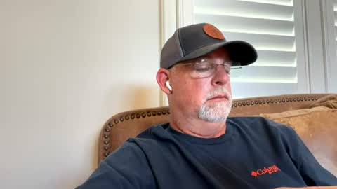 Snapshot of hdeuce22 chatting on 8, 7, 2026 Hdeuce22 online show from 8, 7, 2026
