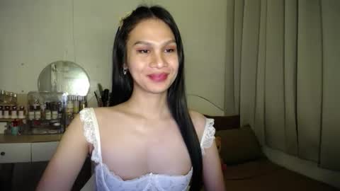 Snapshot of heather_bbyy chatting on 14, 11, 2025 heather_bbyy online show from 14, 11, 2025