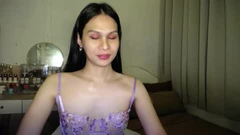 Snapshot of heather_bbyy chatting on 26, 11, 2025 heather_bbyy online show from 26, 11, 2025