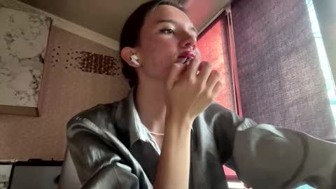 Lili online show from 27, 3, 2026