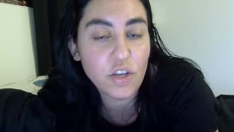 Snapshot of heatwavee chatting on 5, 3, 2026 heatwavee online show from 5, 3, 2026