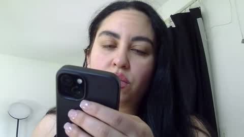 Snapshot of heatwavee chatting on 11, 3, 2026 heatwavee online show from 11, 3, 2026