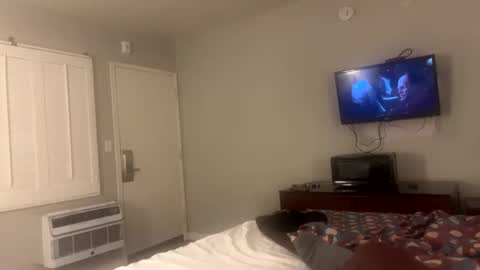 Snapshot of heavandwilly chatting on 5, 11, 2025 heavandwilly online show from 5, 11, 2025