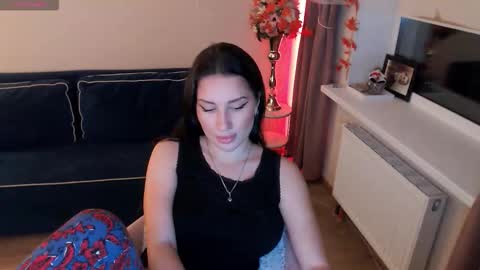 Heaven girl online show from 18, 10, 2025