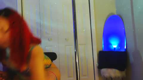 Snapshot of heavenllyy chatting on 4, 1, 2025 Heavenllyy online show from 4, 1, 2025