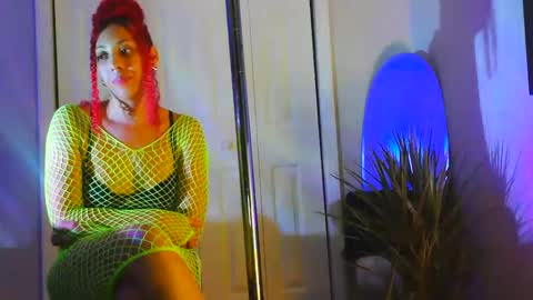 Snapshot of heavenllyy chatting on 10, 2, 2025 Heavenllyy online show from 10, 2, 2025