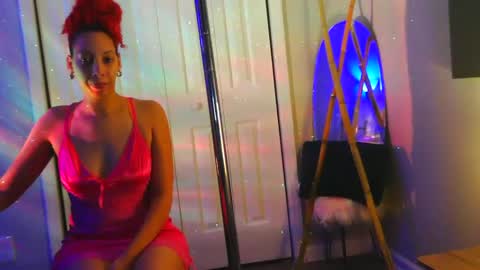 Snapshot of heavenllyy chatting on 26, 9, 2025 Heavenllyy online show from 26, 9, 2025