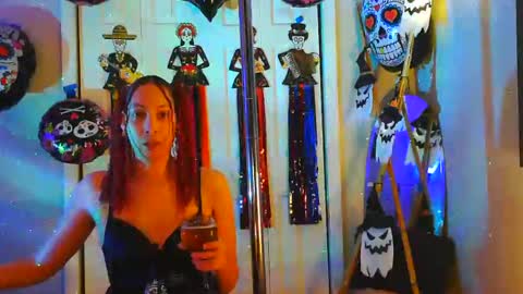 Snapshot of heavenllyy chatting on 1, 11, 2025 Heavenllyy online show from 1, 11, 2025