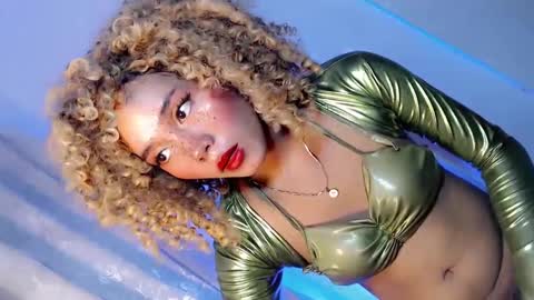 Snapshot of heavenly_abby chatting on 10, 3, 2025 heavenly_abby online show from 10, 3, 2025