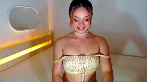 Snapshot of heavenlypleasurexx chatting on 26, 2, 2025 HEAVEN online show from 26, 2, 2025