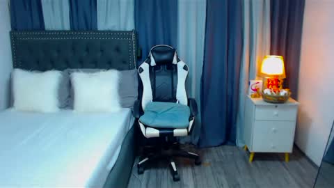 Snapshot of heavenlytransx chatting on 5, 1, 2025 ITS FREE TO ASK online show from 5, 1, 2025