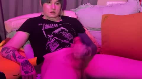 Snapshot of heavensentttt chatting on 21, 1, 2025 Saoirse online show from 21, 1, 2025