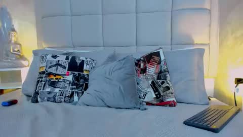 Keira Hecate online show from 4, 11, 2025