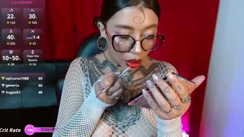 Hecate Queen online show from 13, 2, 2026