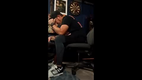 hecatoncheires187420 online show from 21, 12, 2025