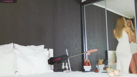 Helen online show from 29, 11, 2025