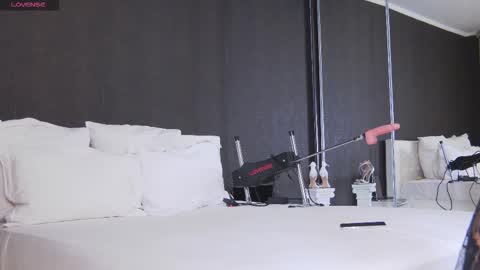 Helen online show from 16, 2, 2026