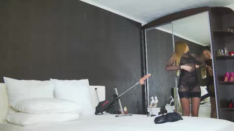 Helen online show from 28, 2, 2026