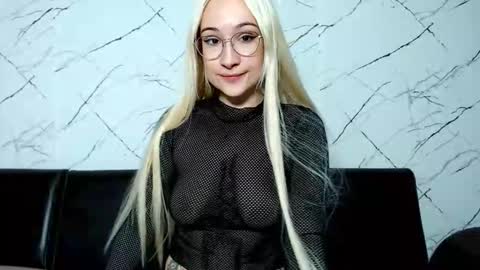 HeidiB0w online show from 3, 11, 2025