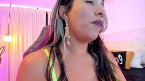 Snapshot of heidyblue chatting on 7, 2, 2025 online show from 7, 2, 2025