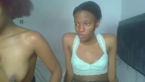 Snapshot of heilybunny chatting on 25, 4, 2026 heilybunny online show from 25, 4, 2026