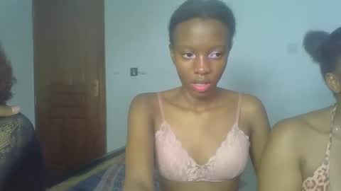 Snapshot of heilybunny chatting on 1, 5, 2026 heilybunny online show from 1, 5, 2026