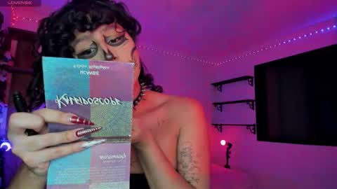 Heka Prudence online show from 19, 3, 2026