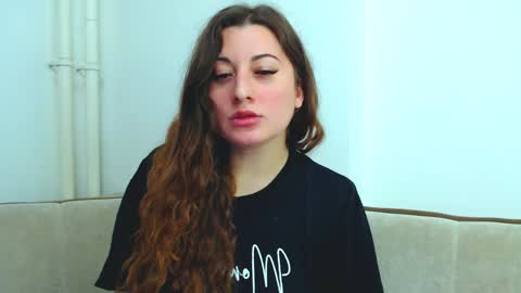 helen_adams_ online show from 25, 12, 2024