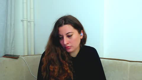 helen_adams_ online show from 27, 12, 2024