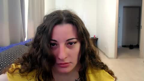 Snapshot of helen_adams_ chatting on 18, 5, 2026 helen_adams_ online show from 18, 5, 2026