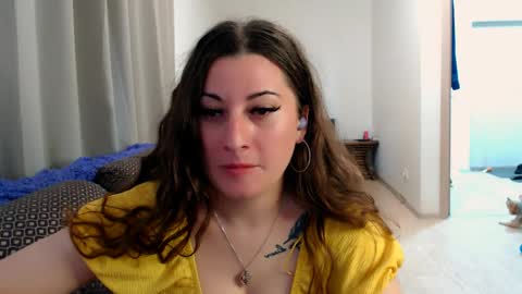 Snapshot of helen_adams_ chatting on 22, 5, 2026 helen_adams_ online show from 22, 5, 2026