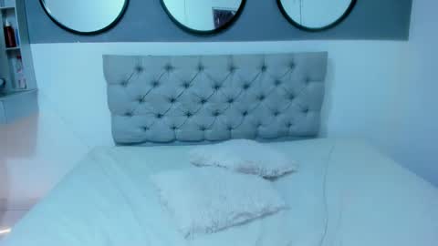 Snapshot of helen_curly chatting on 30, 1, 2025 helen_curly online show from 30, 1, 2025