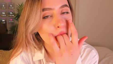 Helen online show from 30, 3, 2026